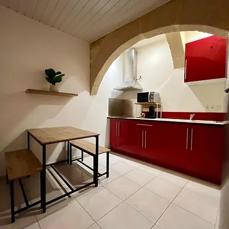 Appartement Studio Sommieres Sommières